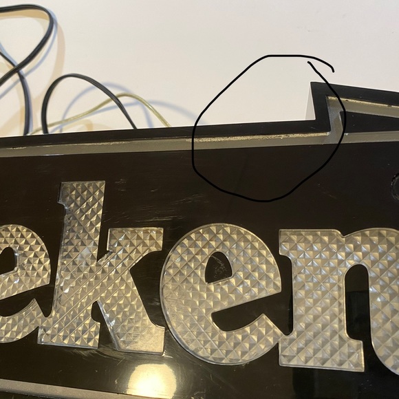 Heineken illuminated sign GUC, retro 90’s? As shown,separated a tiny bit,works! - Picture 16 of 16